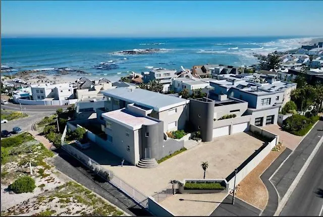 Small Bay Beach Suites Cape Town Apartment