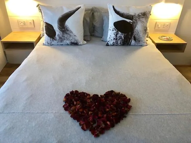 Small Bay Beach Suites Cape Town
