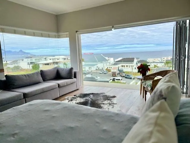 Small Bay Beach Suites Cape Town 0*,  South Africa