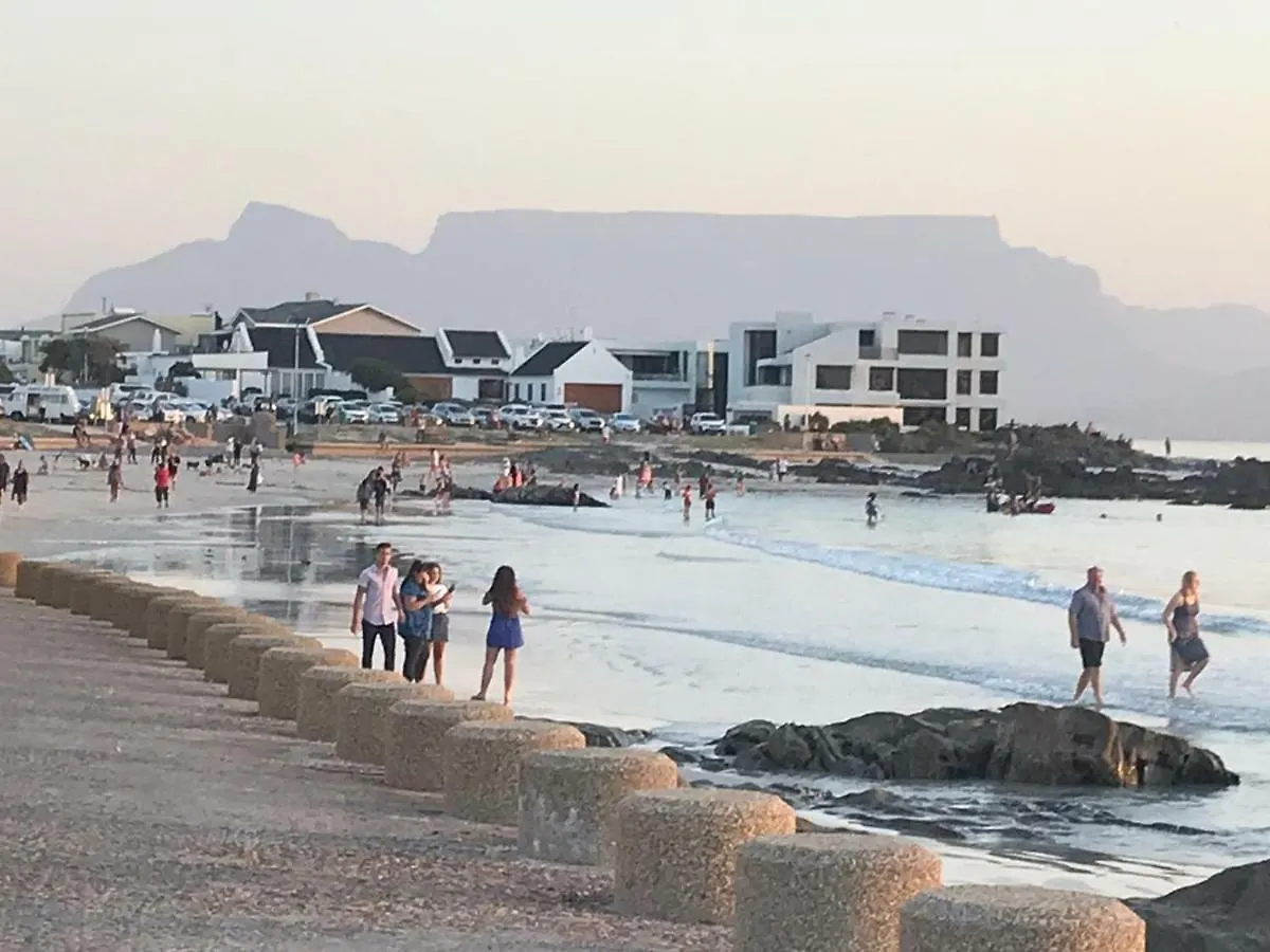 Apartment Small Bay Beach Suites Cape Town South Africa