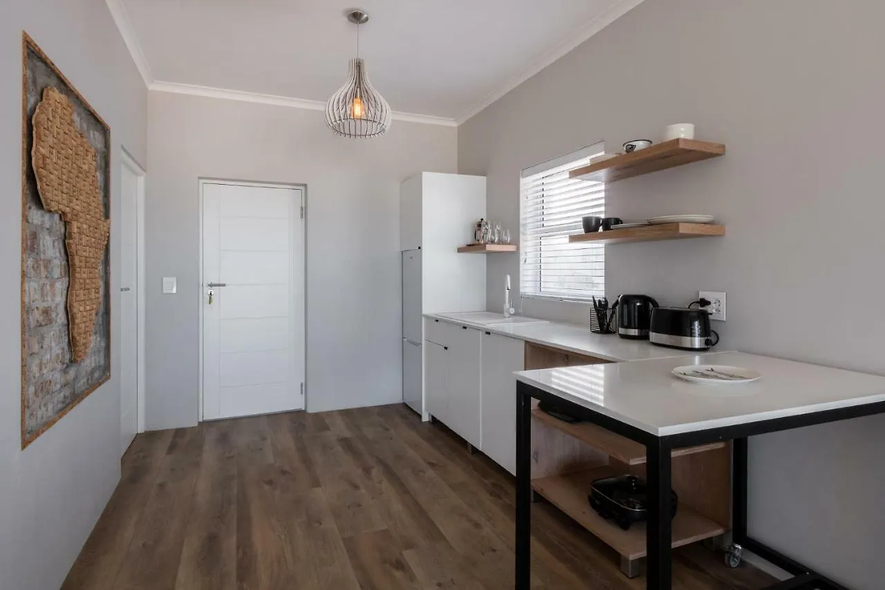 Small Bay Beach Suites Cape Town