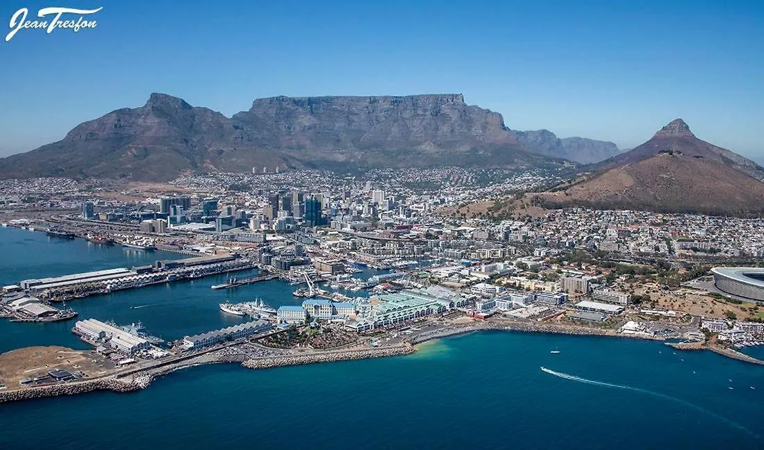 Apartment Small Bay Beach Suites Cape Town